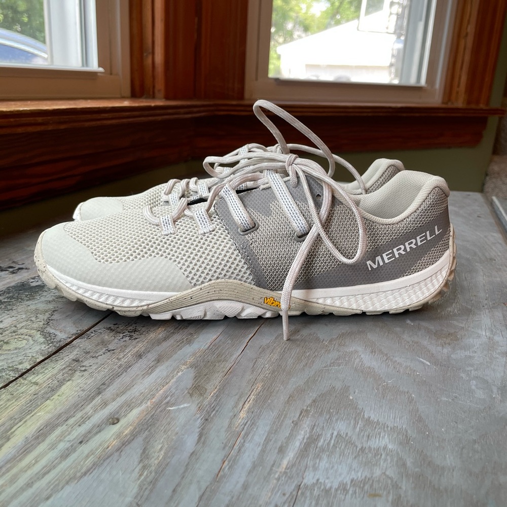 NWOT Merrell Vapor Glove 6 barefoot shoes | size 9